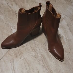 Indigo rd Chestnut Ankle Booties
